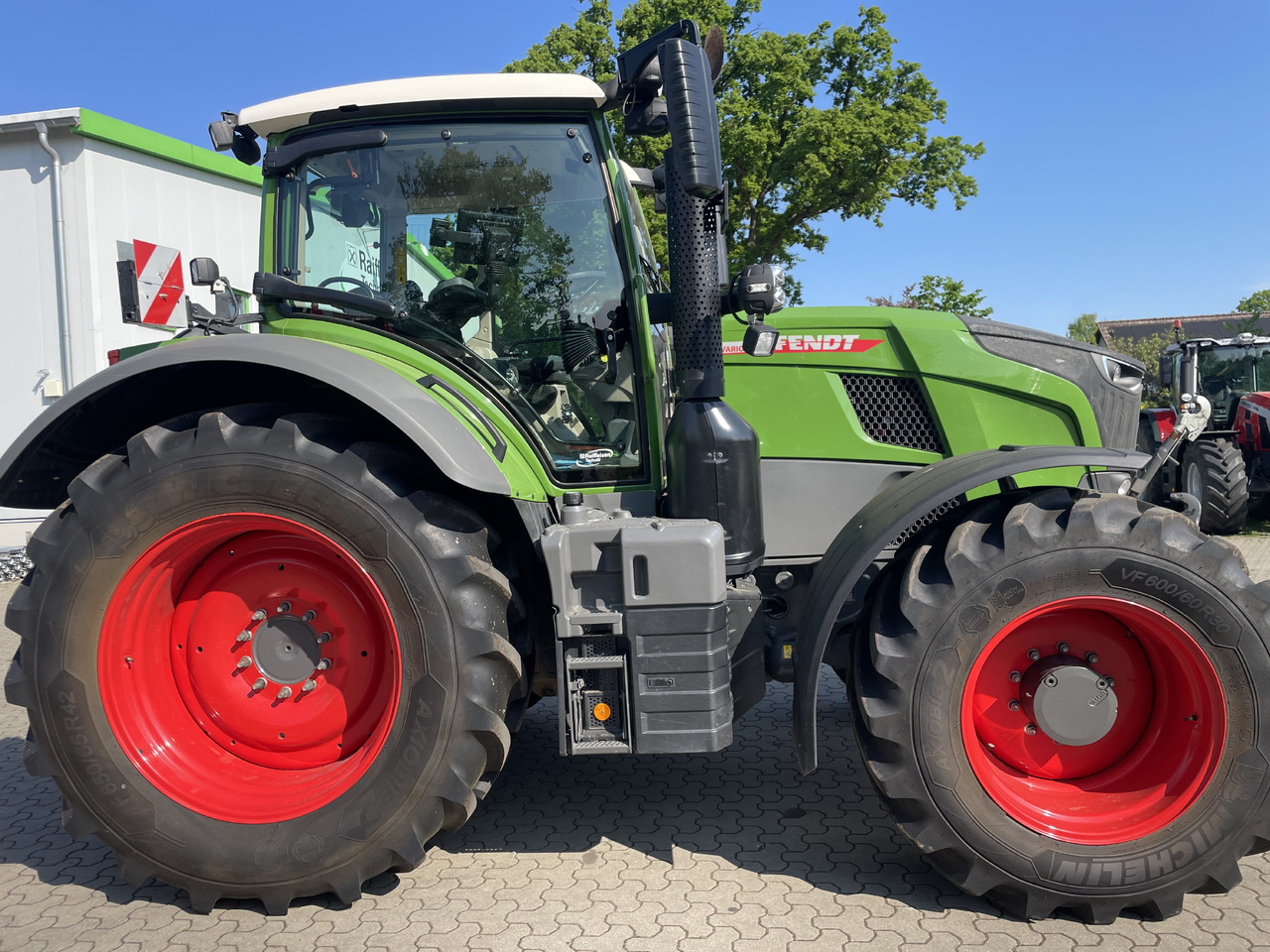 Трактор Fendt 728 Vario Gen7 Profi Setting2: снимка 6 Трактор Fendt 728 Vario Gen7 Profi Setting2: снимка 6