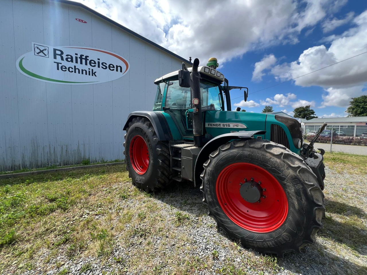 Fendt 818 Vario - Трактор: снимка 1 Fendt 818 Vario - Трактор: снимка 1