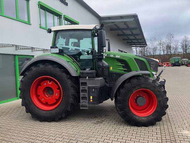 Fendt 826 Vario S4 Profi - Трактор: снимка 5 Fendt 826 Vario S4 Profi - Трактор: снимка 5