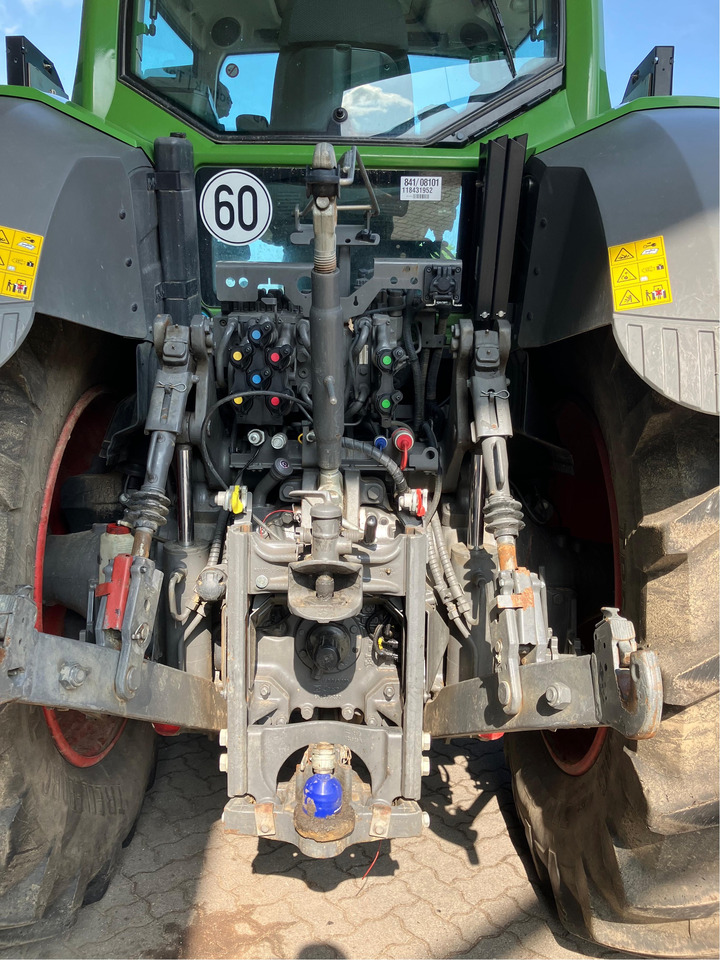 Fendt 826 Vario S4 Profi Plus RTK - Трактор: снимка 5 Fendt 826 Vario S4 Profi Plus RTK - Трактор: снимка 5