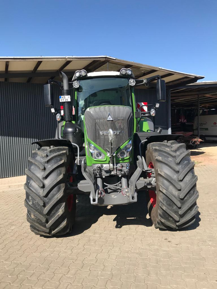 Fendt 828 Vario S4 Profi - Трактор: снимка 4 Fendt 828 Vario S4 Profi - Трактор: снимка 4