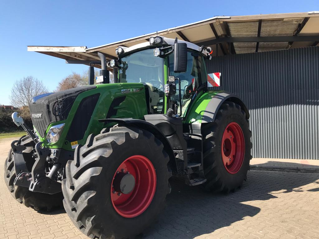 Fendt 828 Vario S4 Profi - Трактор: снимка 1 Fendt 828 Vario S4 Profi - Трактор: снимка 1