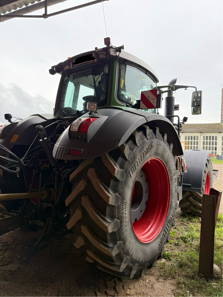 Fendt 828 Vario S4 ProfiPlus - Трактор: снимка 2 Fendt 828 Vario S4 ProfiPlus - Трактор: снимка 2