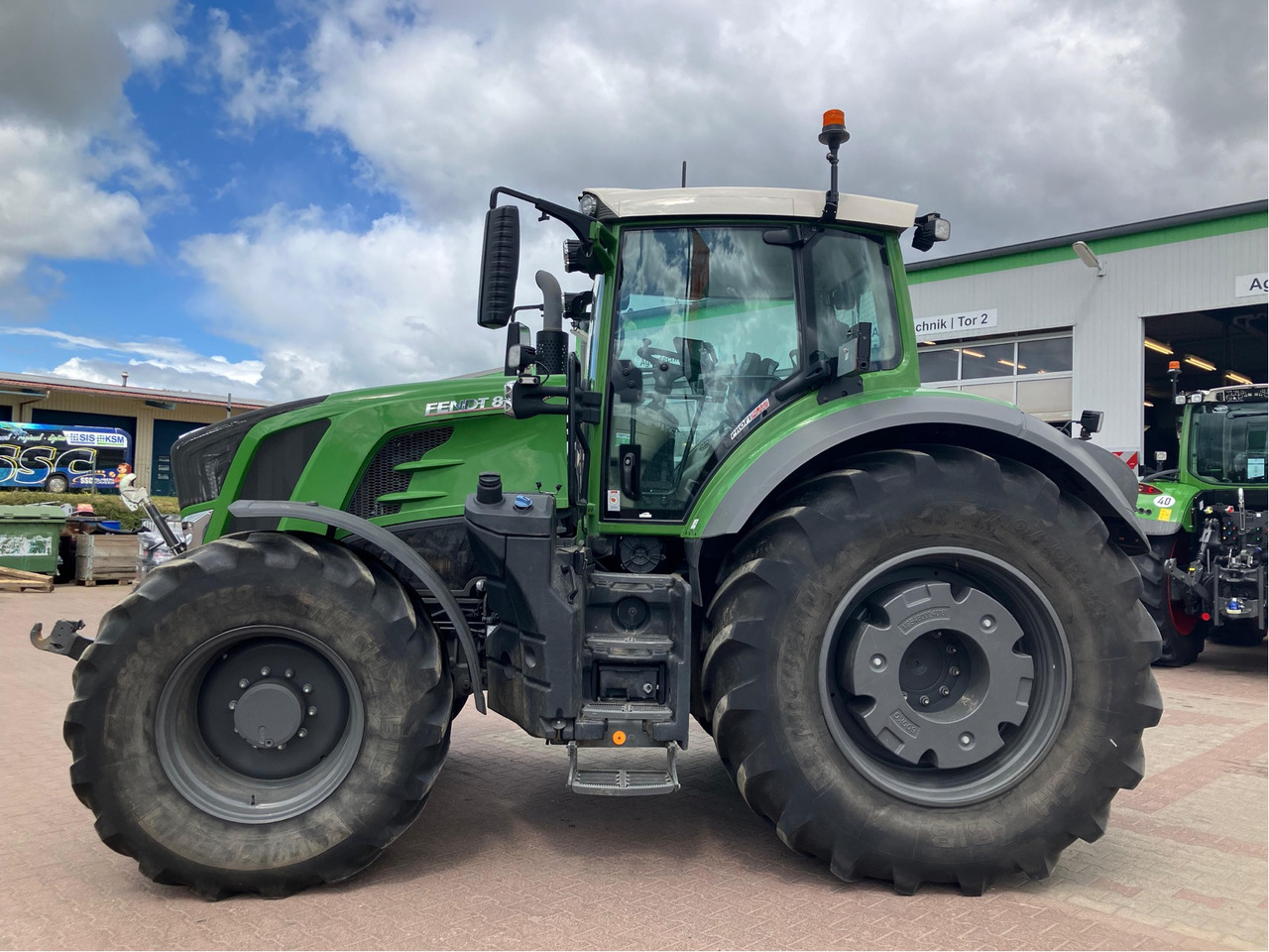 Fendt 828 Vario S4 ProfiPlus - Трактор: снимка 5 Fendt 828 Vario S4 ProfiPlus - Трактор: снимка 5