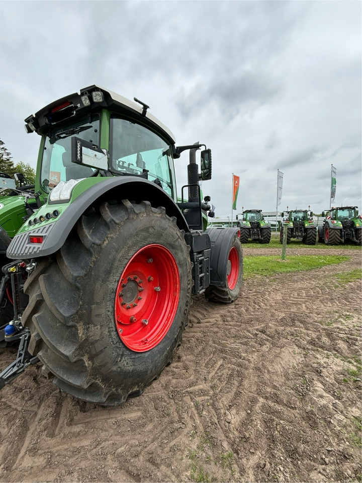 Fendt 942 Vario Gen6 ProfiPlus - Трактор: снимка 4 Fendt 942 Vario Gen6 ProfiPlus - Трактор: снимка 4