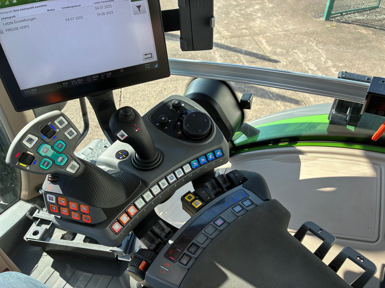 Fendt 942 Vario Gen7 Power Setting2 - Трактор: снимка 3 Fendt 942 Vario Gen7 Power Setting2 - Трактор: снимка 3