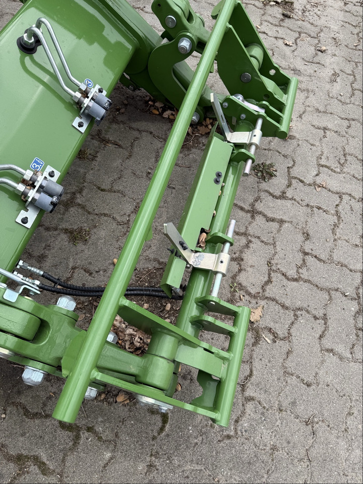 Fendt Cargo 6.100 Profi - Челен товарач за трактор: снимка 3 Fendt Cargo 6.100 Profi - Челен товарач за трактор: снимка 3