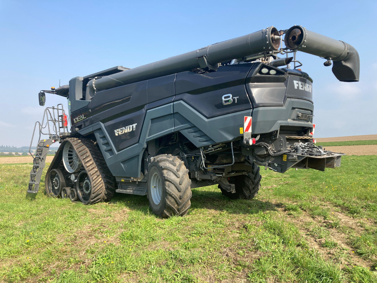 Fendt Ideal 8T - Зърнокомбайн: снимка 2 Fendt Ideal 8T - Зърнокомбайн: снимка 2