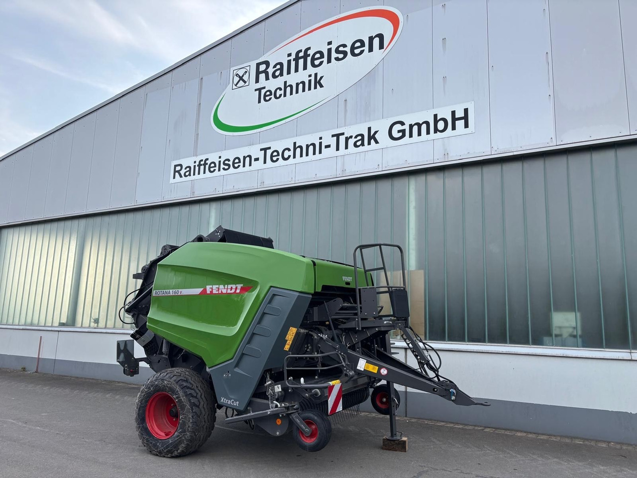 Нови Машина за сено и фураж Fendt Rotana 160 V Xtra - 25 Messer: снимка 1