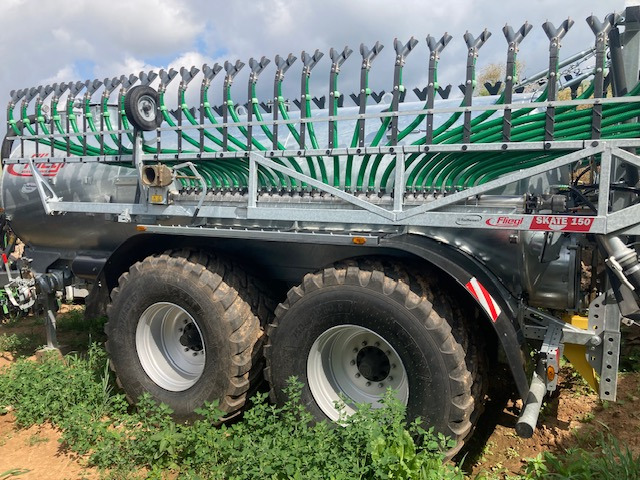 Fliegl Vakuumfasswagen VFW 14000 Maxx - Машина за торене: снимка 1 Fliegl Vakuumfasswagen VFW 14000 Maxx - Машина за торене: снимка 1