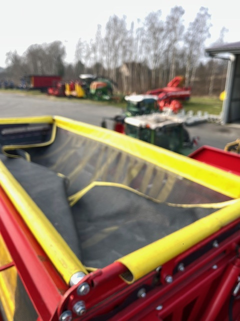 Grimme Kartoffelroder EVO 290 - Комбайн: снимка 2 Grimme Kartoffelroder EVO 290 - Комбайн: снимка 2