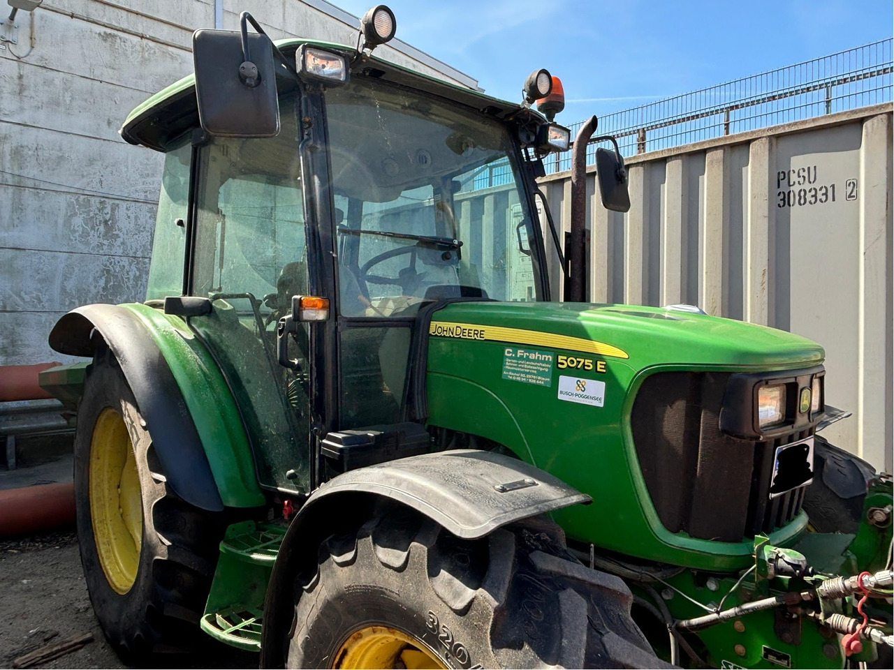 Трактор John Deere 5075 E: снимка 7