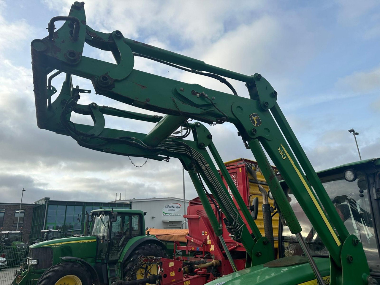 John Deere 5100 R - Трактор: снимка 5 John Deere 5100 R - Трактор: снимка 5