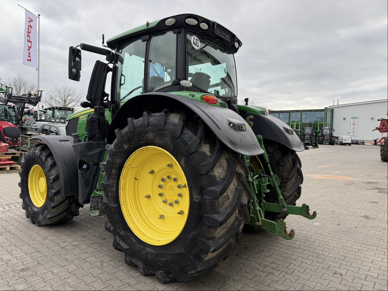 John Deere 6250 R - Трактор: снимка 5 John Deere 6250 R - Трактор: снимка 5
