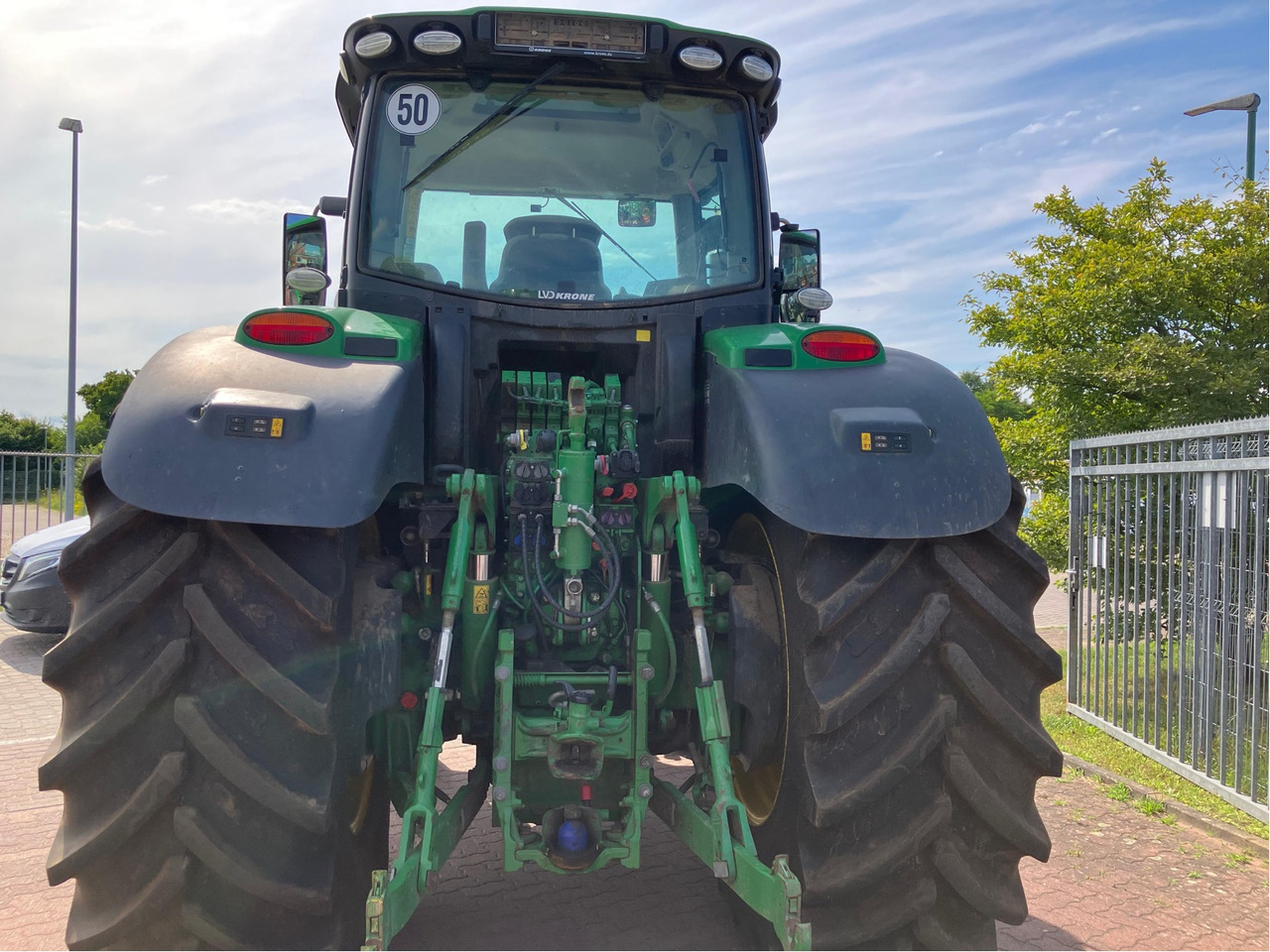 John Deere 6250 R - Трактор: снимка 4 John Deere 6250 R - Трактор: снимка 4