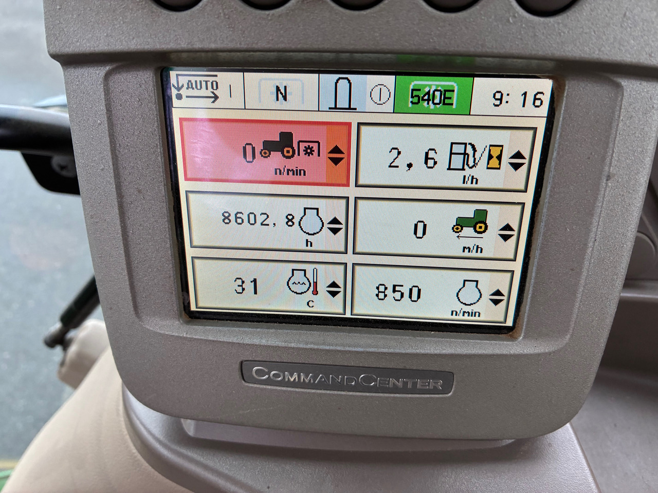 John Deere 7430 - Трактор: снимка 3 John Deere 7430 - Трактор: снимка 3