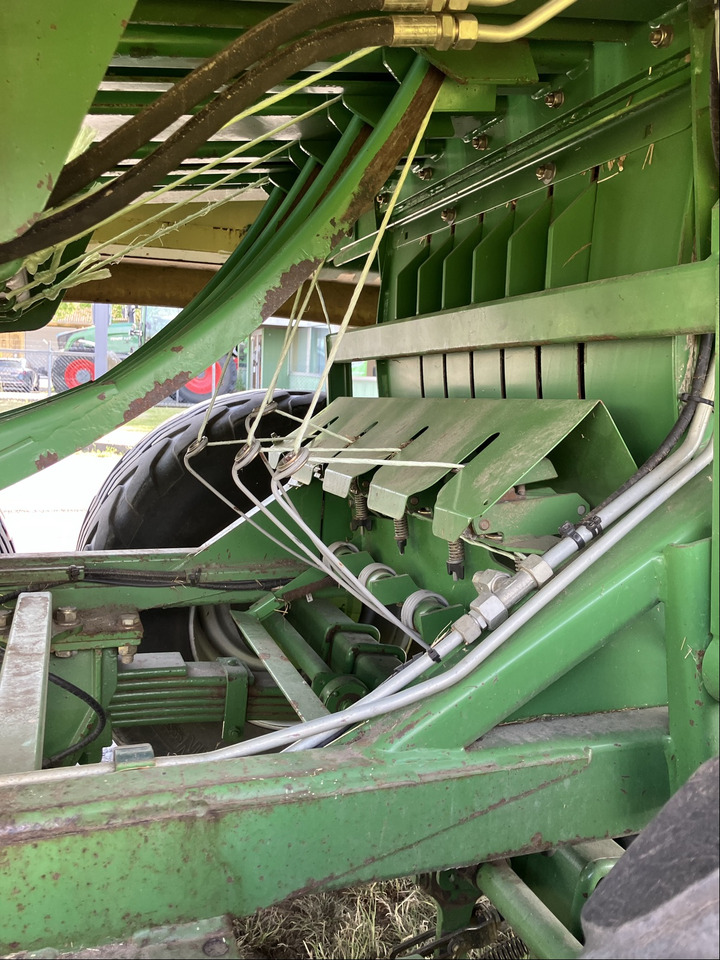 Krone Big Pack 890 XC - Сламопреса за квадратни бали: снимка 2 Krone Big Pack 890 XC - Сламопреса за квадратни бали: снимка 2