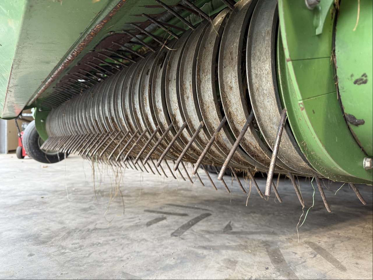 Krone Comprima CV150 XC Presskombina - Машина за сено и фураж: снимка 3 Krone Comprima CV150 XC Presskombina - Машина за сено и фураж: снимка 3