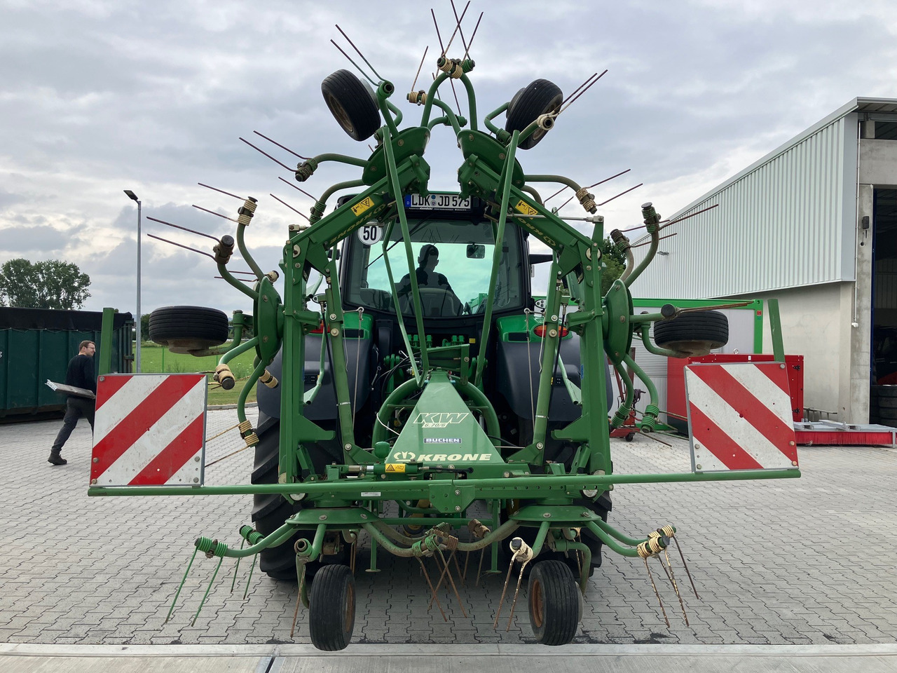 Krone KW 6.70/6 - Гребло/ Сенообръщачка: снимка 1 Krone KW 6.70/6 - Гребло/ Сенообръщачка: снимка 1