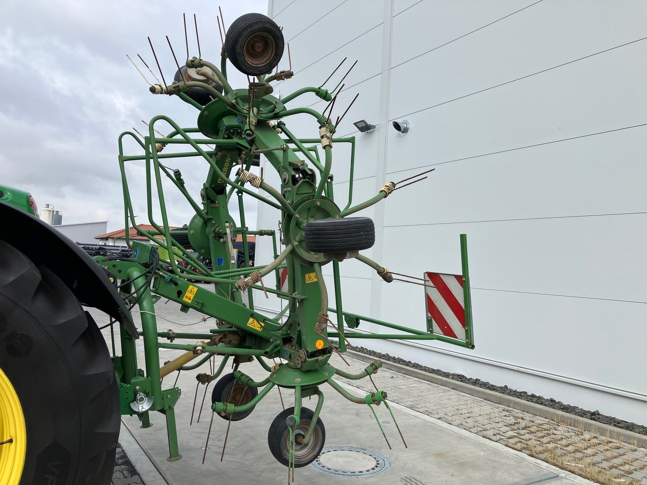 Krone KW 6.70/6 - Гребло/ Сенообръщачка: снимка 3 Krone KW 6.70/6 - Гребло/ Сенообръщачка: снимка 3