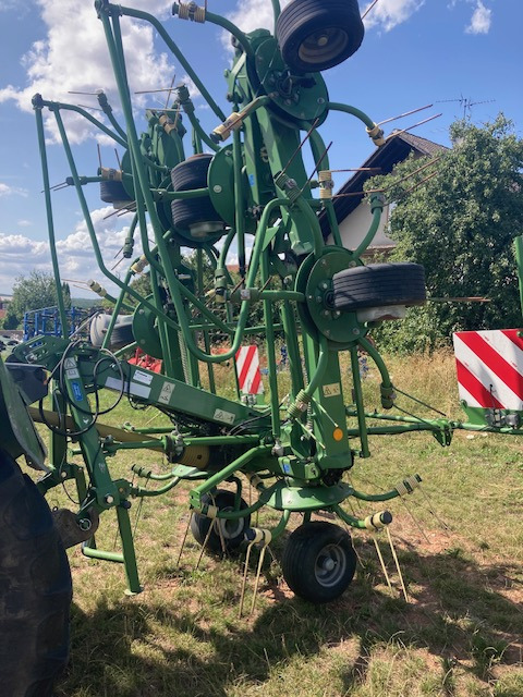 Krone KW 8.82/8 - Гребло/ Сенообръщачка: снимка 2 Krone KW 8.82/8 - Гребло/ Сенообръщачка: снимка 2