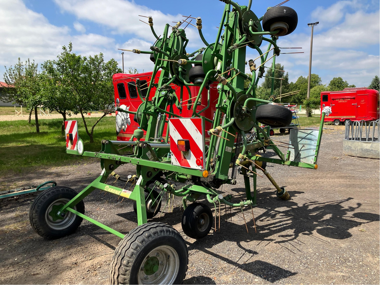 Krone KWT 8.82/8 - Гребло/ Сенообръщачка: снимка 2 Krone KWT 8.82/8 - Гребло/ Сенообръщачка: снимка 2