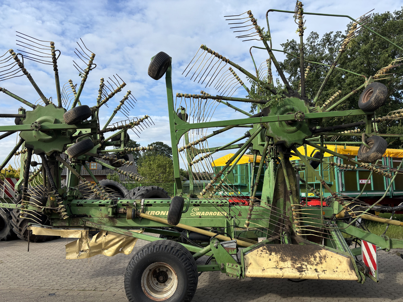 Krone Swadro Serie - Гребло/ Сенообръщачка: снимка 1 Krone Swadro Serie - Гребло/ Сенообръщачка: снимка 1