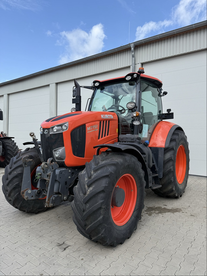 Kubota M 7151 KVT - Трактор: снимка 1 Kubota M 7151 KVT - Трактор: снимка 1