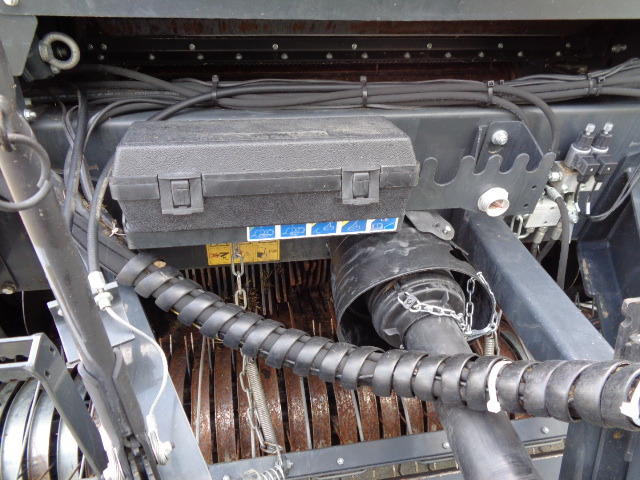 Kuhn VBP 3195 OC23 Press-Wickelkomb - Машина за сено и фураж: снимка 3 Kuhn VBP 3195 OC23 Press-Wickelkomb - Машина за сено и фураж: снимка 3