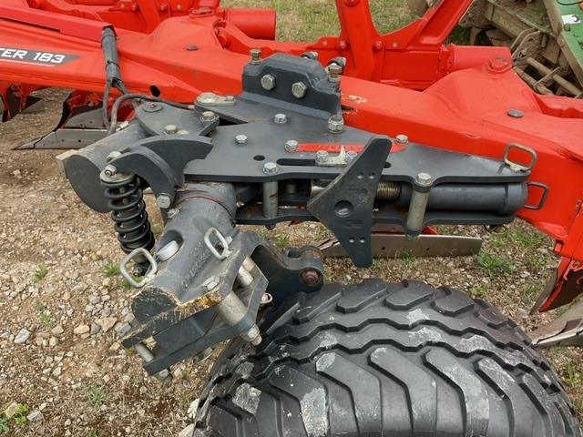 Kuhn Varimaster 183-6 - Плуг: снимка 3 Kuhn Varimaster 183-6 - Плуг: снимка 3