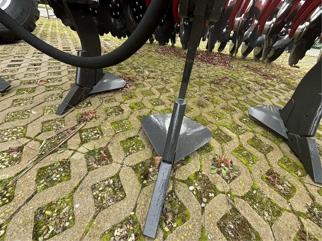 Kverneland DTX T300-5 Standard AR - Машина за обработка на почвата: снимка 2 Kverneland DTX T300-5 Standard AR - Машина за обработка на почвата: снимка 2