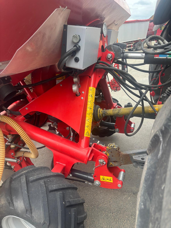 Kverneland Optima SX Isobus - Сеялка: снимка 3 Kverneland Optima SX Isobus - Сеялка: снимка 3