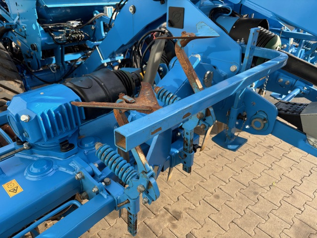 Lemken Solitair 9 KA / 450-DS 125 - Сеялка: снимка 4 Lemken Solitair 9 KA / 450-DS 125 - Сеялка: снимка 4