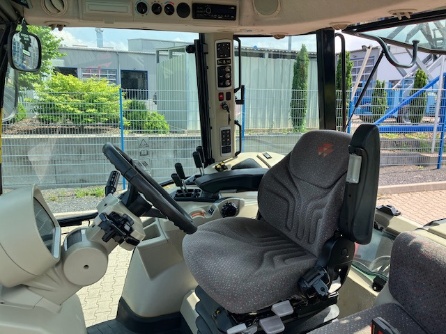 Massey Ferguson 5612 Dyna-4 - Трактор: снимка 3 Massey Ferguson 5612 Dyna-4 - Трактор: снимка 3