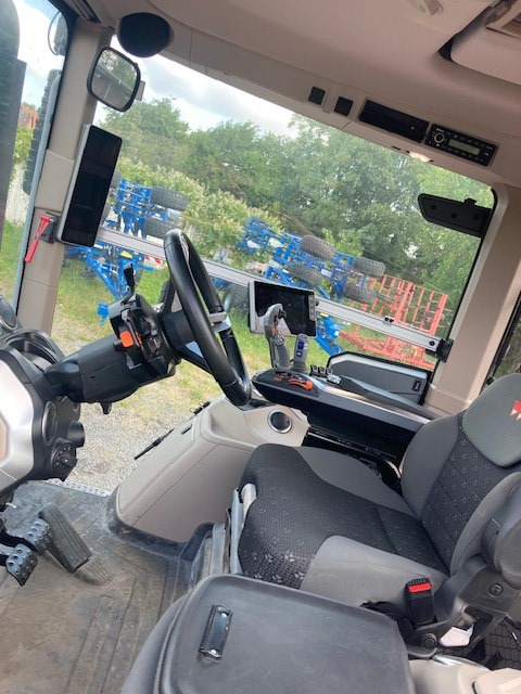 Massey Ferguson 8S.245 Dyna E-Power Excl - Трактор: снимка 3 Massey Ferguson 8S.245 Dyna E-Power Excl - Трактор: снимка 3