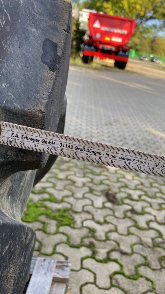 Michelin 650/65R34 710/75R42 - Гуми и джанти: снимка 3 Michelin 650/65R34 710/75R42 - Гуми и джанти: снимка 3