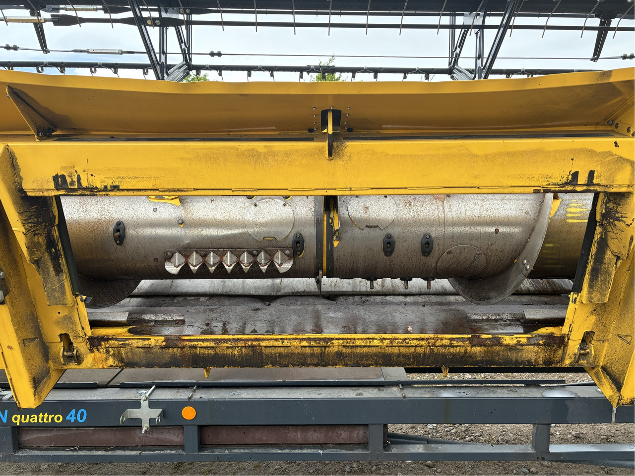 New Holland Schneidwerk Varifeed12.5 - Зърнокомбайн: снимка 5 New Holland Schneidwerk Varifeed12.5 - Зърнокомбайн: снимка 5