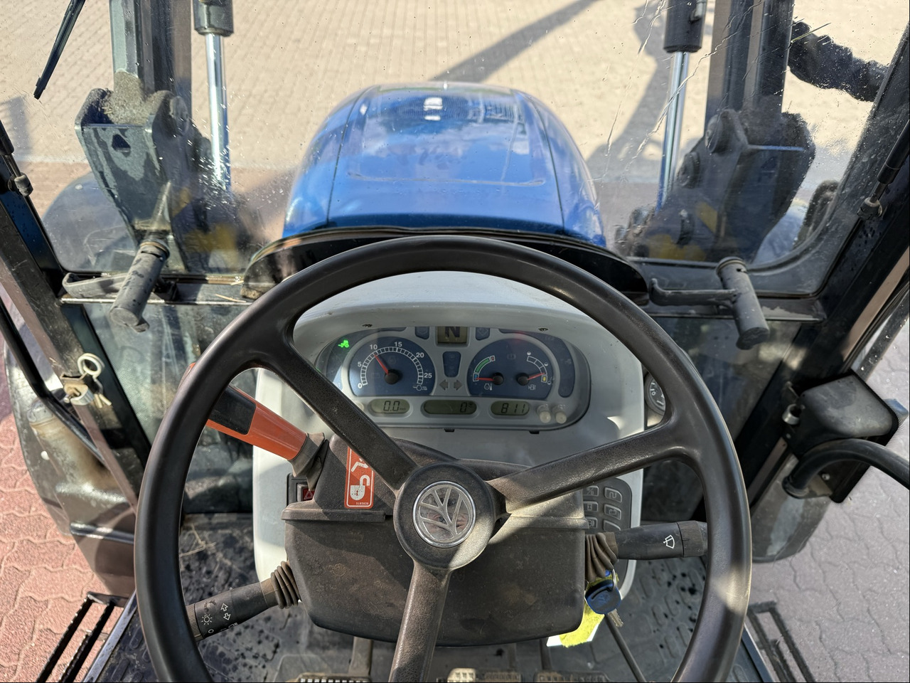 New Holland T5050 - Трактор: снимка 5 New Holland T5050 - Трактор: снимка 5