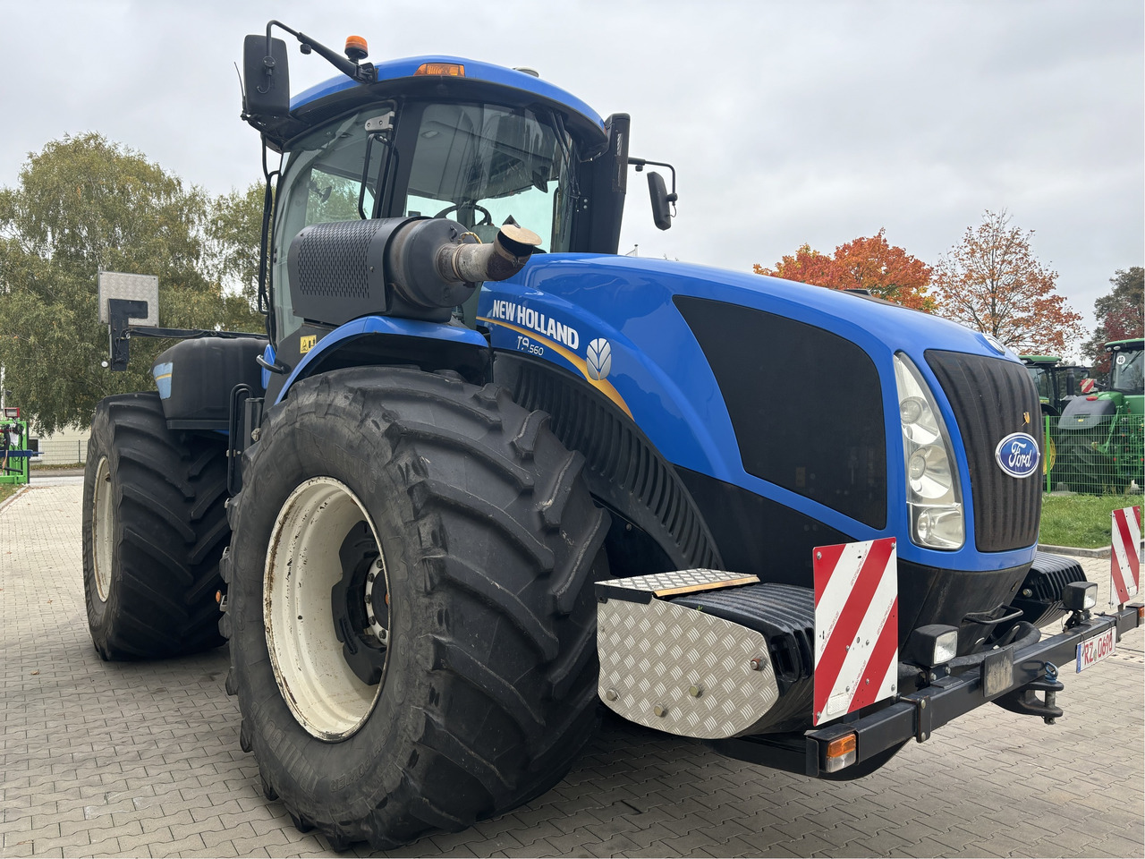 New Holland T9.560 - Трактор: снимка 2 New Holland T9.560 - Трактор: снимка 2