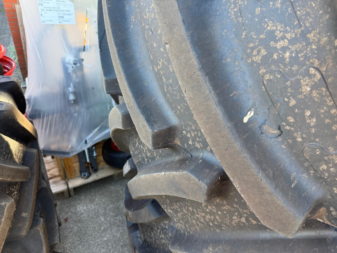 Radsatz BKT John Deere AgrimaxForce - Гуми и джанти: снимка 5 Radsatz BKT John Deere AgrimaxForce - Гуми и джанти: снимка 5