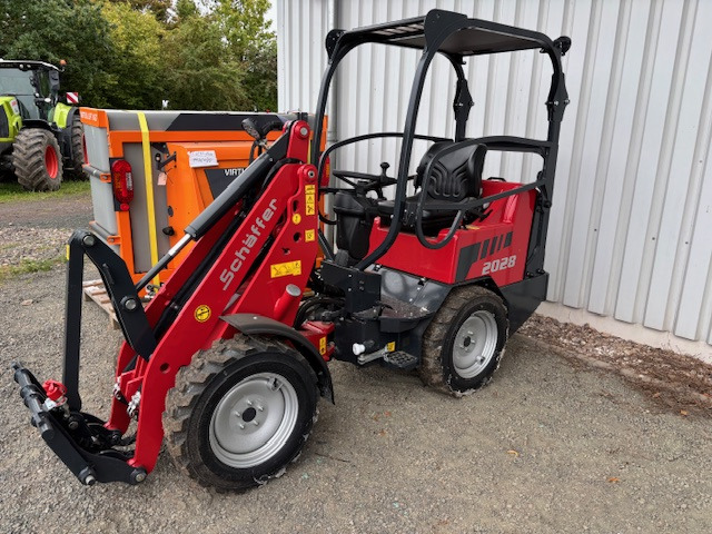 Schäffer Hoflader 2028-2 - Колесен товарач: снимка 1 Schäffer Hoflader 2028-2 - Колесен товарач: снимка 1