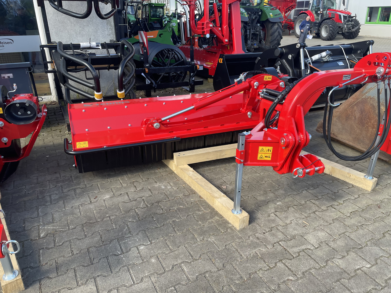 Tehnos Mulcher MB 220R Profi LW - Косачка-шредер: снимка 1 Tehnos Mulcher MB 220R Profi LW - Косачка-шредер: снимка 1