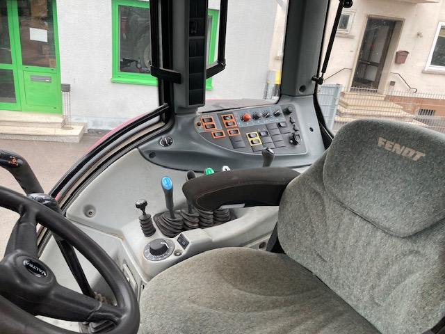 Valtra T 173 SH High Tec - Трактор: снимка 4 Valtra T 173 SH High Tec - Трактор: снимка 4