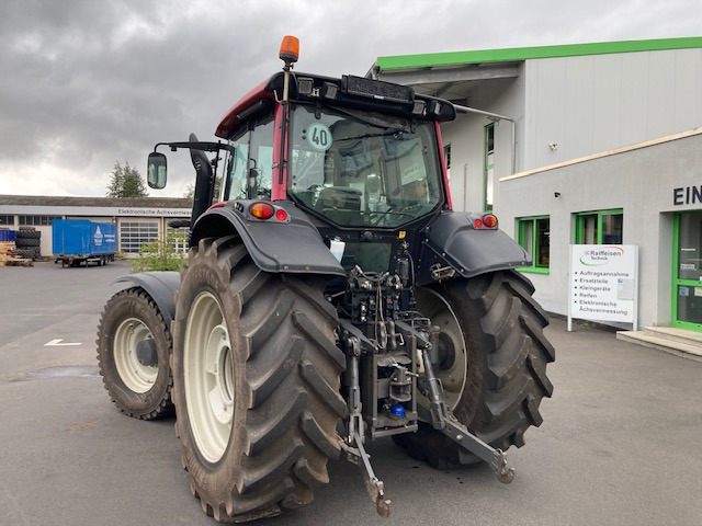 Трактор Valtra T 173 SH High Tec: снимка 9