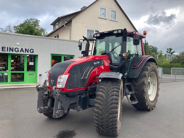 Трактор Valtra T 173 SH High Tec: снимка 11