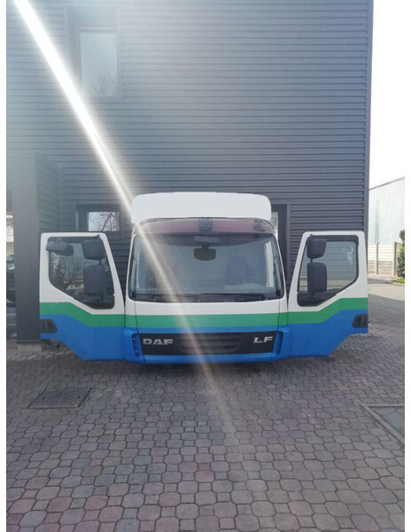 DAF LF45 LF55 Euro 5 - Кабина и интериор за Камион: снимка 3 DAF LF45 LF55 Euro 5 - Кабина и интериор за Камион: снимка 3