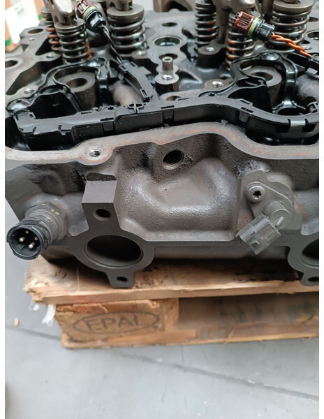 DAF XF 105 oe 1795284 EURO 5 2 SENSORS - Цилиндров блок за Камион: снимка 3 DAF XF 105 oe 1795284 EURO 5 2 SENSORS - Цилиндров блок за Камион: снимка 3