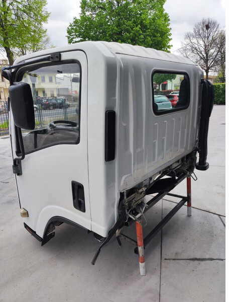 Кабина и интериор за Камион Isuzu 1815 mm: снимка 8