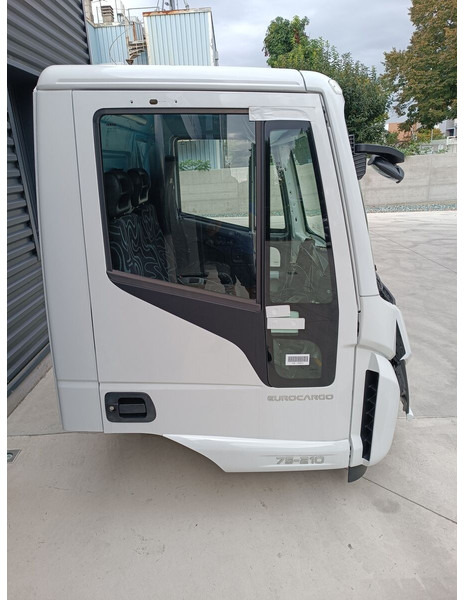Кабина и интериор за Камион Iveco Eurocargo Euro 6: снимка 10