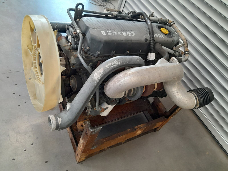 Iveco STRALIS CURSOR 8 F2BE3681 E5 - Двигател за Камион: снимка 2 Iveco STRALIS CURSOR 8 F2BE3681 E5 - Двигател за Камион: снимка 2